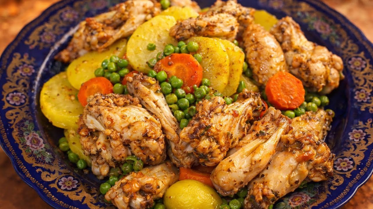 Alitas de pollo con patatas al horno ¡Sabrosas y jugosas!