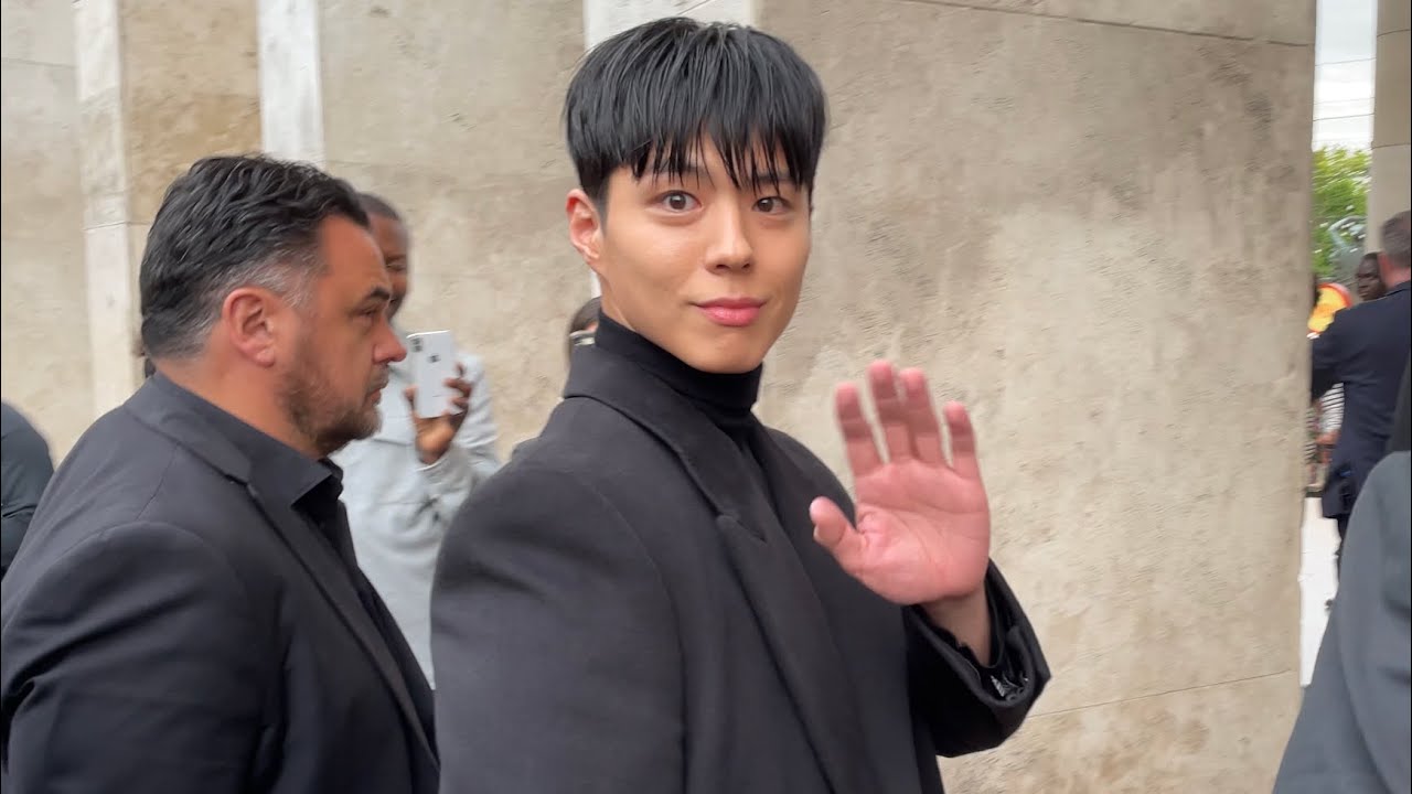 PARK BO GUM 박보검 AT CELINE HOMME SUMMER 23 FASHION SHOW IN PARIS