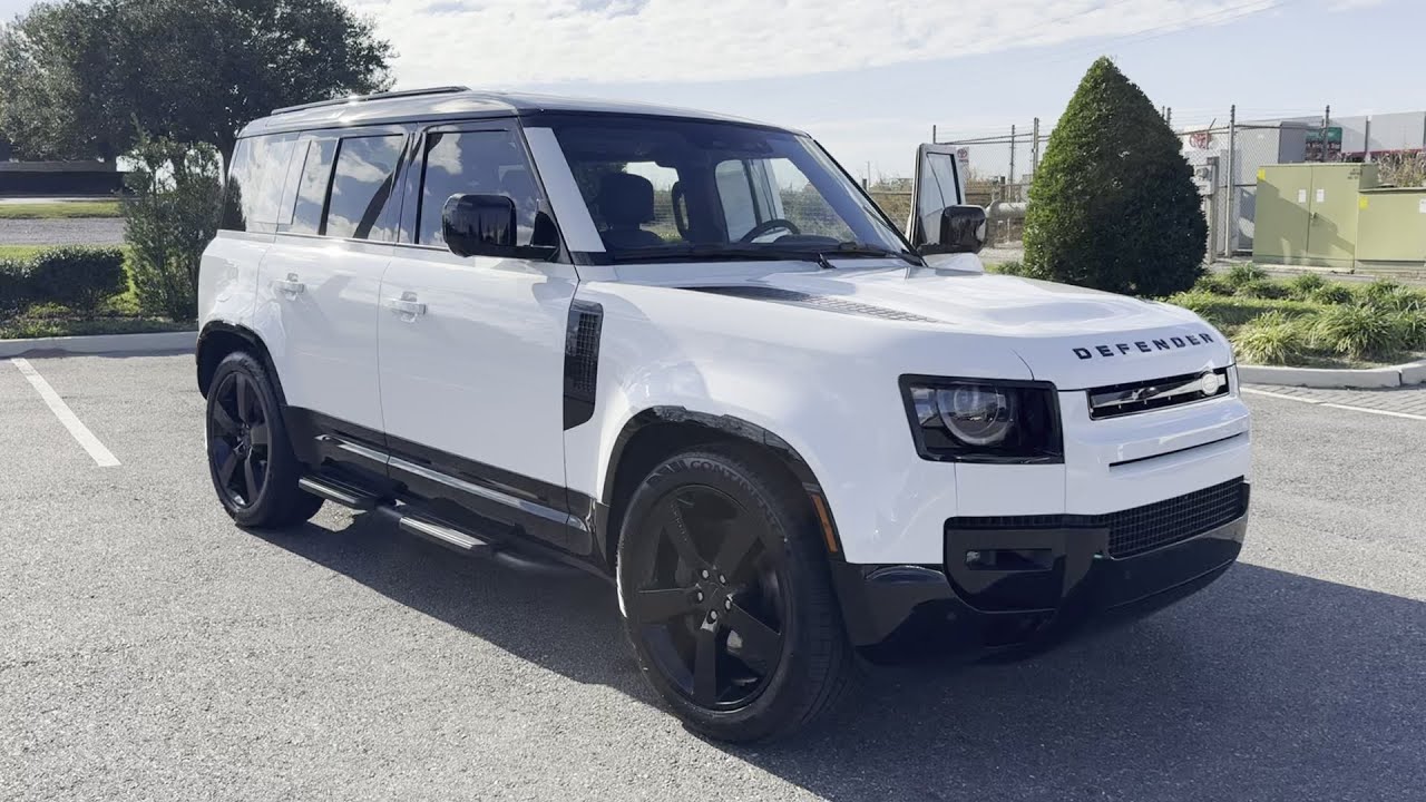 2026 Land Rover Defender X-Dynamic SE South Tampa, Windermere, Wesley Chapel, Brandon