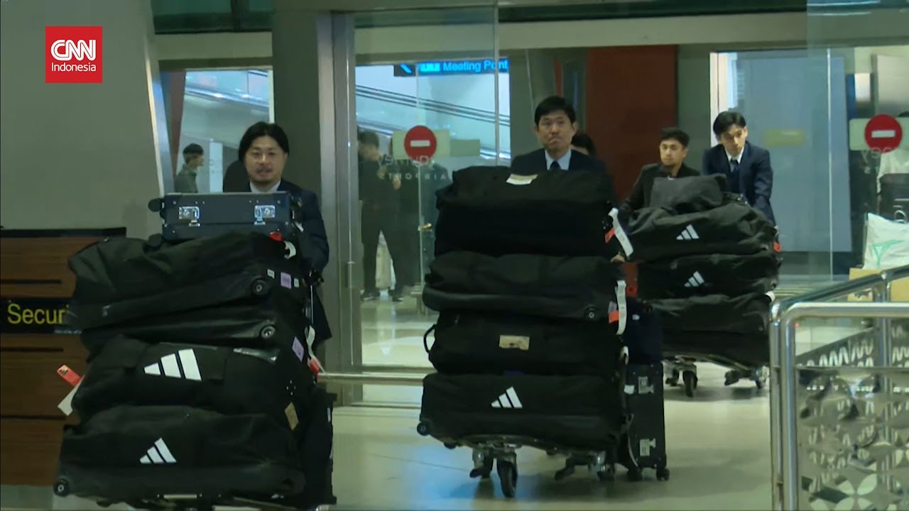 Sempat Tertunda, Timnas Jepang Tiba di Indonesia Senin Dinihari