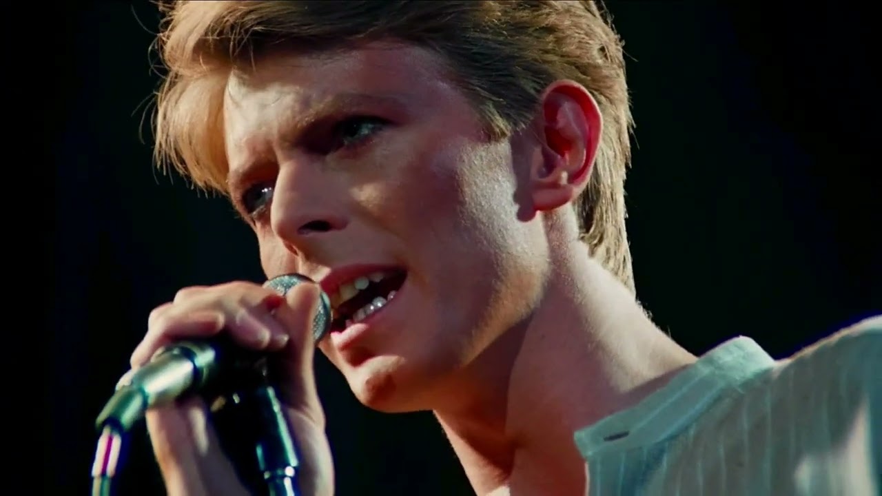 David Bowie Sound and Vision Live Earls Court Arena 1st July 1978. #davidbowie