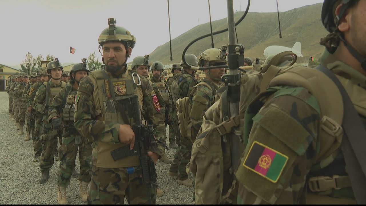🇦🇫 قائد الجيش الأفغاني يرحب بقرار واشنطن سحب قواتها من أفغانستان