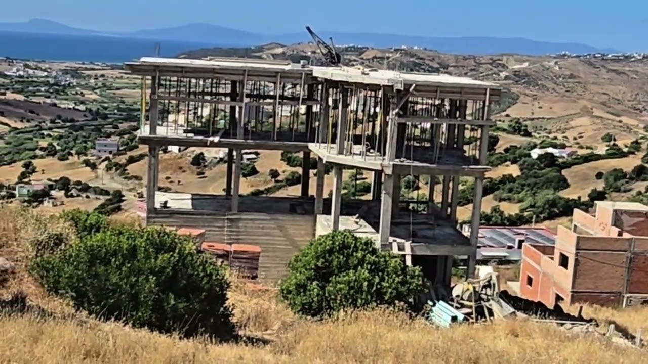 أرض للبيع فواد اليان قرب طنجة 🏡 | 434 متر ⛰️ | إطلالة على البحر 🌊 | صالحة للبناء 🧱 وموقع هادئ