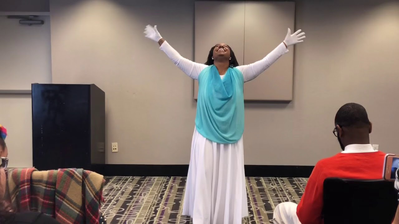 Jekalyn Carr-You Will Win Praise Dance