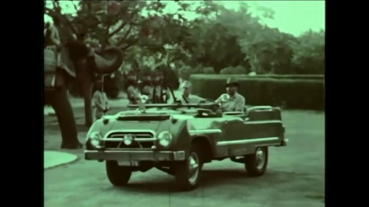Bundi Rajasthan1963 . Phool Sagar Palace. Maharao Raja Bahadur Singh ji. Tiger Hunting. Rare Footage