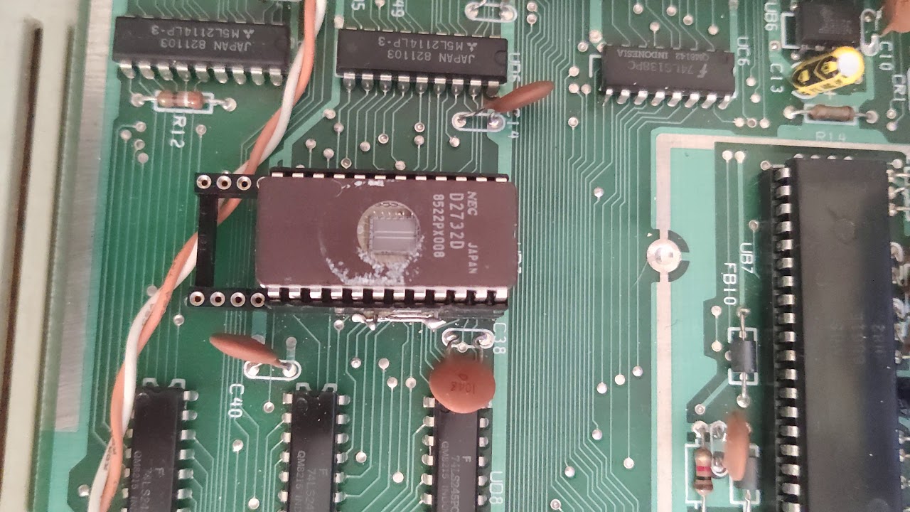 Testing NEC 2732 EPROM as a Commodore VIC 20 Character ROM replacement