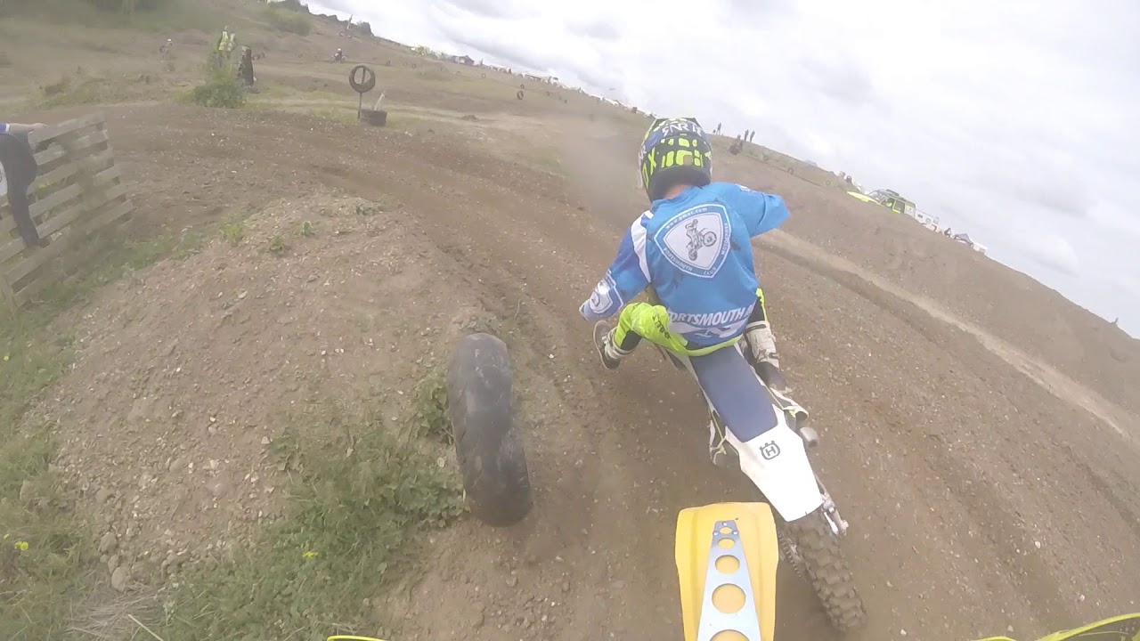Swanmore mx | 1986 rm125 vs modern 250 4 stokes