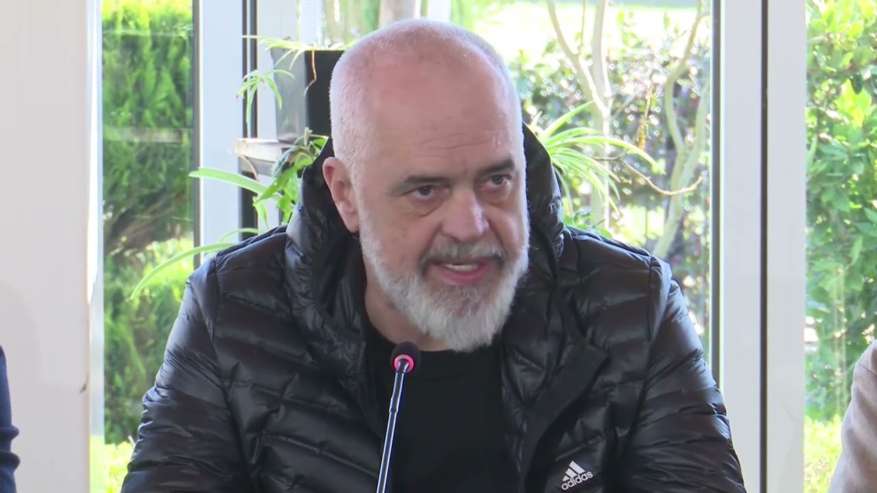 Rama: Rrëshqitja e rrugës, për shkaqe natyrore/ Kryeministri inspekton segmentin Librazhd-Prrenjas