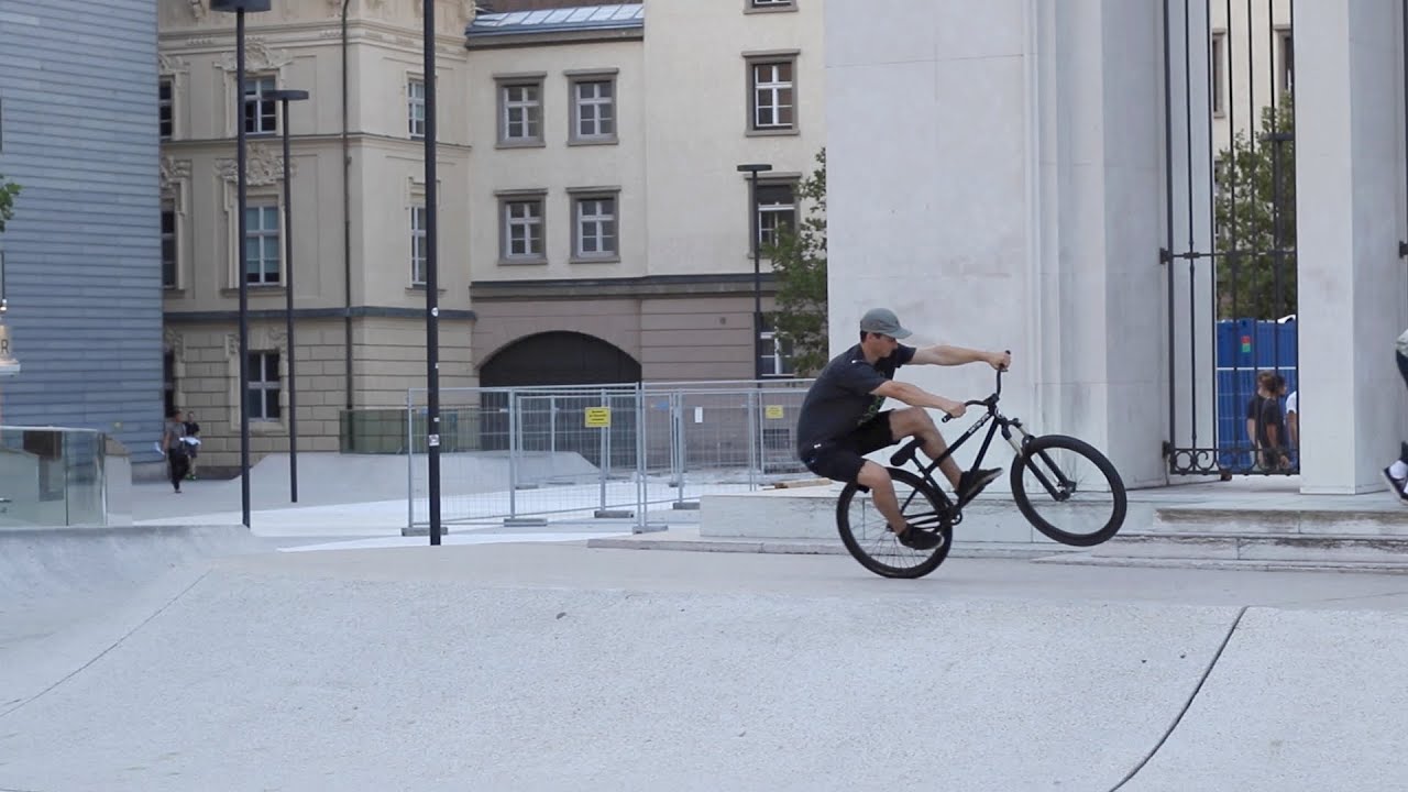 MTB STREET: One Spot with John New