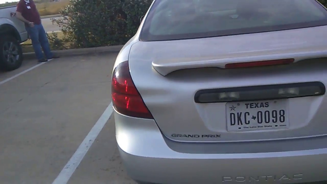 2006 Pontiac Grand Prix Start up Engine and full tour