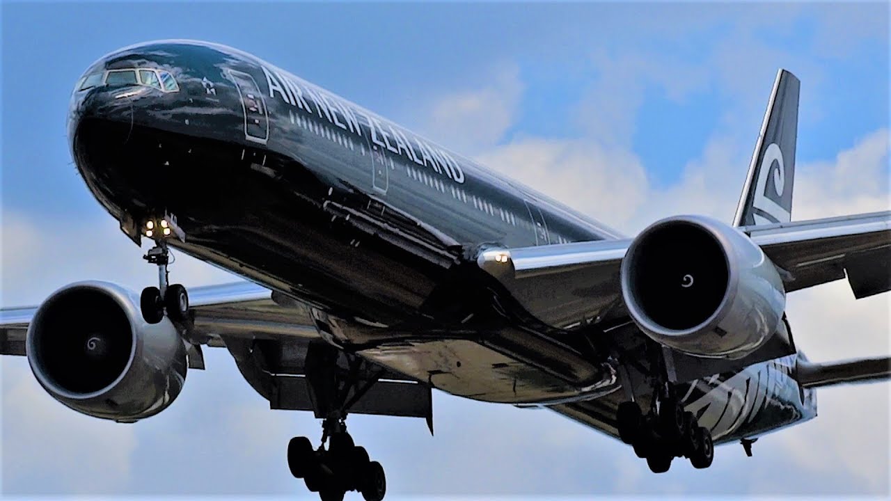 WOW! London Heathrow 60 BIG Plane Arrivals Incl. 10 A380s!