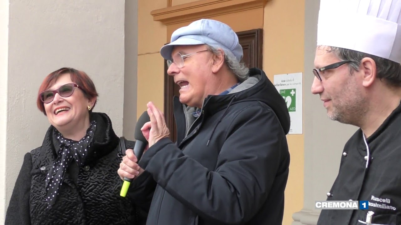 Luca Sardella alla festa del Pipen