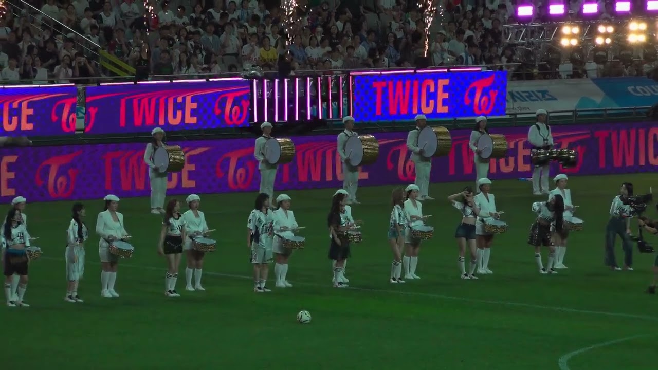 240731 트와이스(TWICE) 토트넘 - Heart Shaker + Dance The Night Away + Cheer Up (4k)