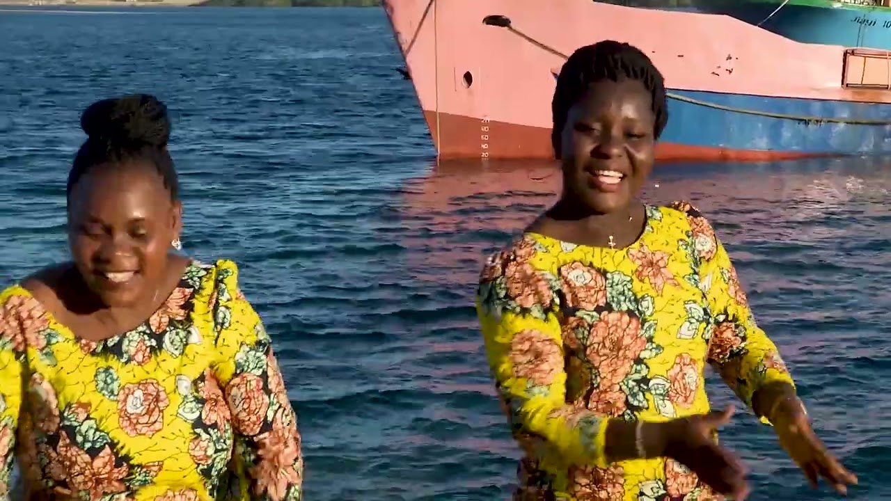 KAMA SI WEWE BWANA-SAFINA CHOIR ANGLICAN CHURCH MTWARA