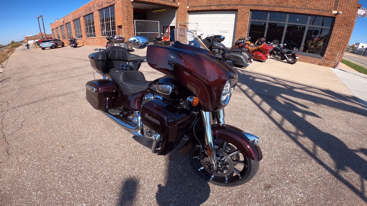 Review of the 2021 Indian Roadmaster Limited with Heated and Cooled seat and Passenger!