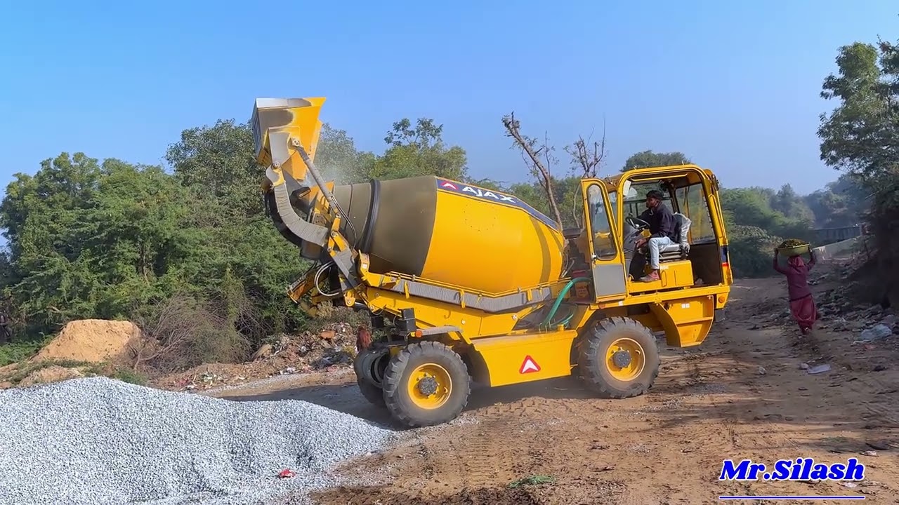 AjaX ArgO 4500 🚜🚜 // RCC Concrete MakinG for Road ☺️☺️//   #trending #ajax #jcb #work #construction 