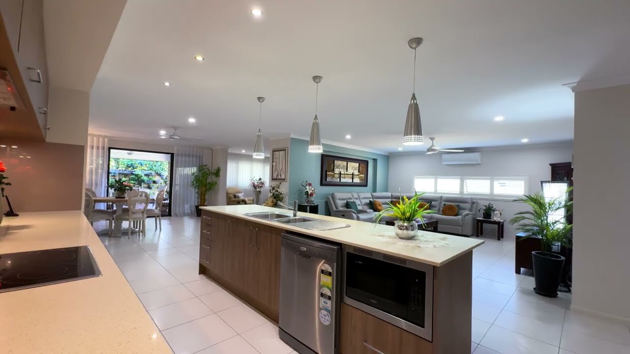 Sandstone Point Property Tour | Digi360 Real Estate Photography | Bribie Island Home  | Moreton Bay
