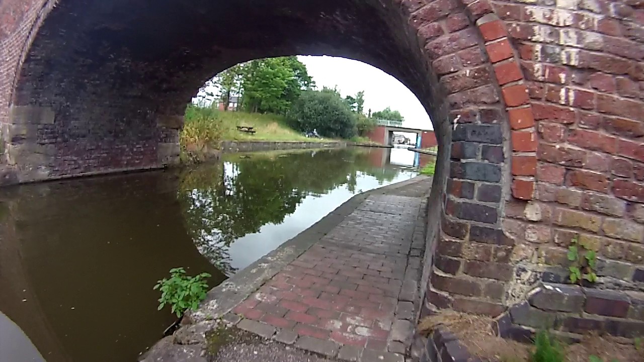Ellesmere Port Canal July 2017