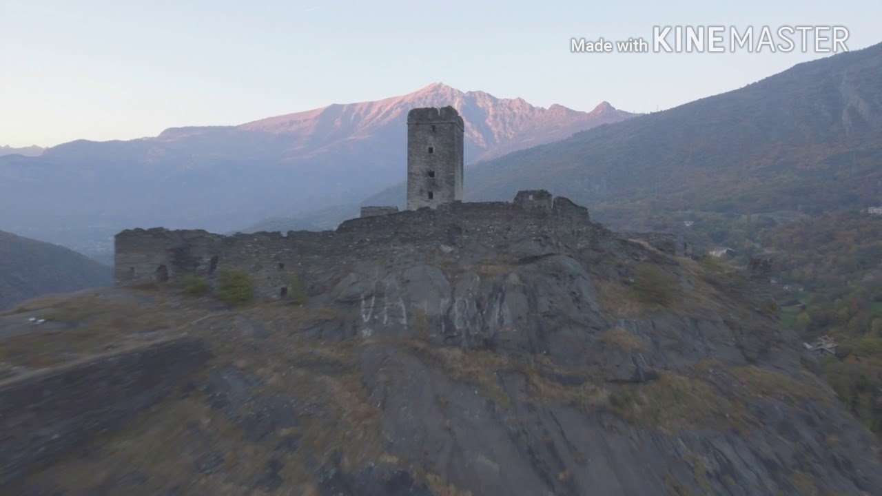 Dji Phantom 4 drone 4k Vda Valle D'Aosta Italia castello Montjovet riprese aeree nd8