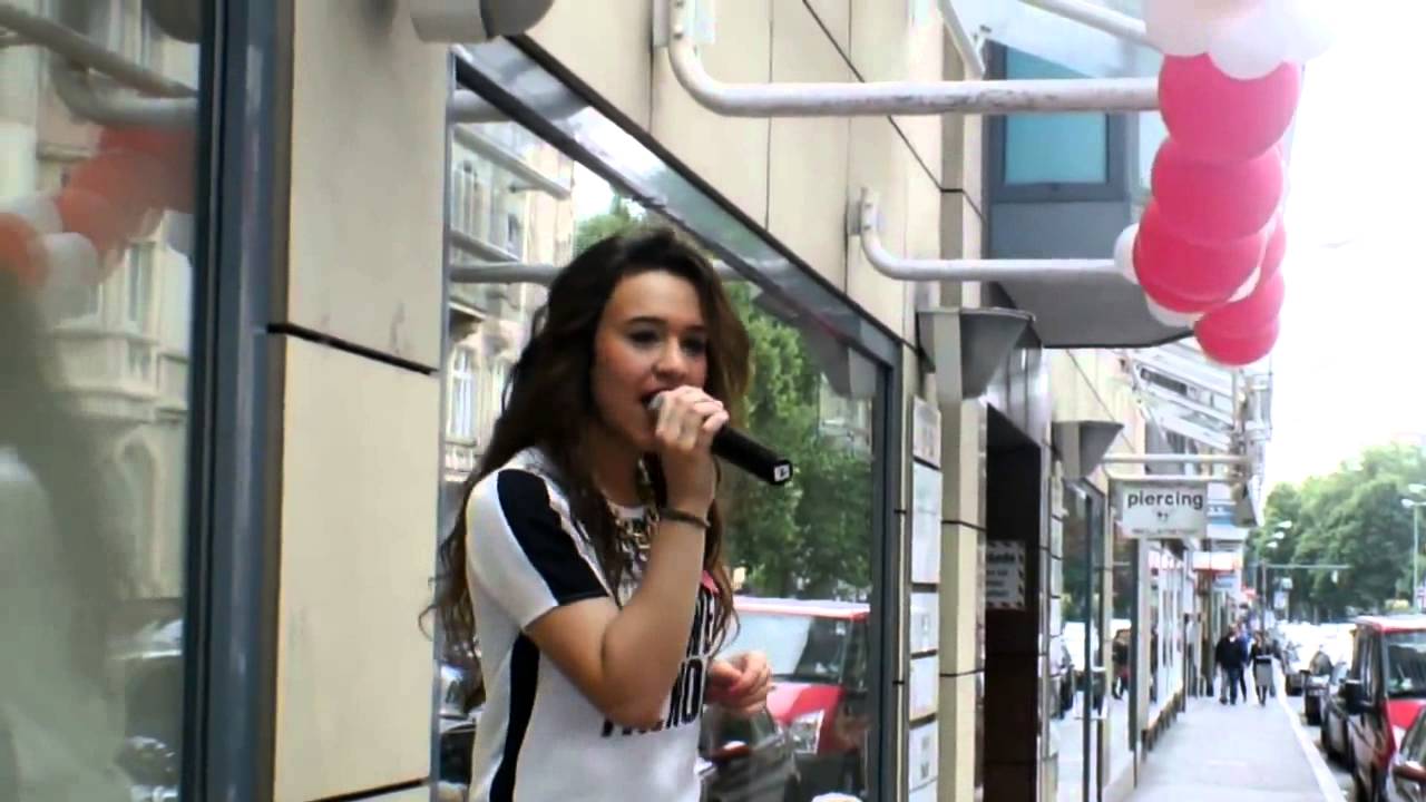 Viviana Grisafi - Impossible (Cover) Live in Offenbach