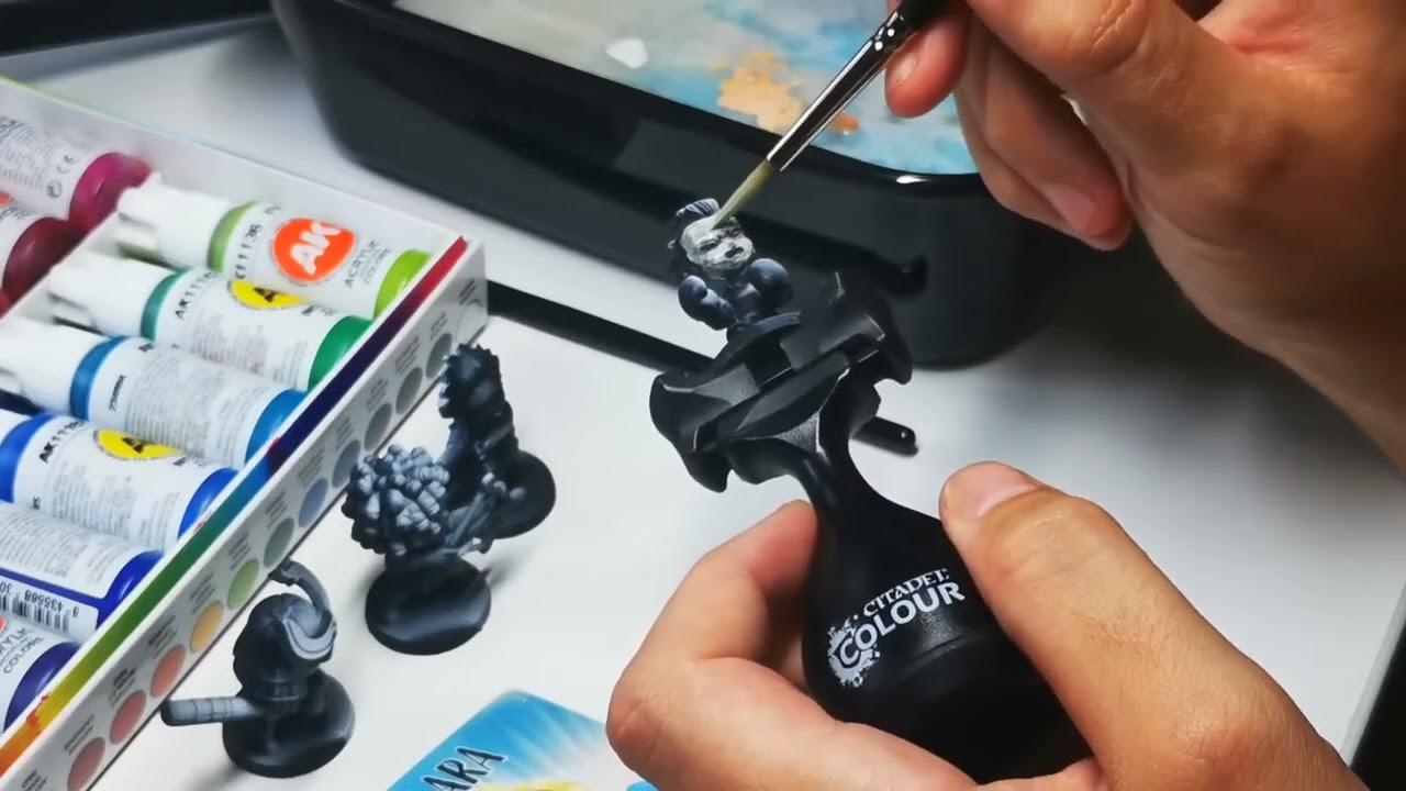 ASMR CZ SK Malování figurek Zvuky štětce Bublání