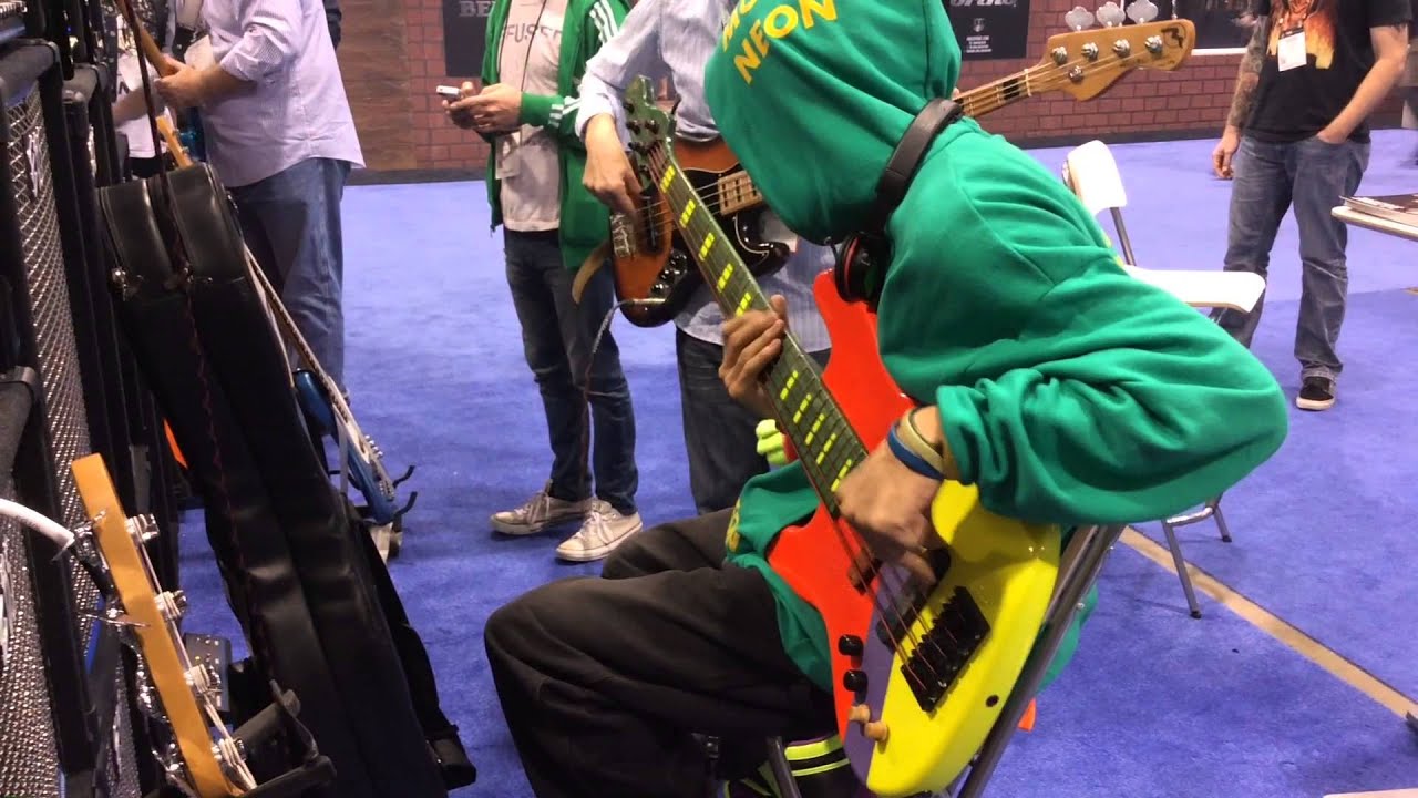 Mono Neon at EBS Namm 2015