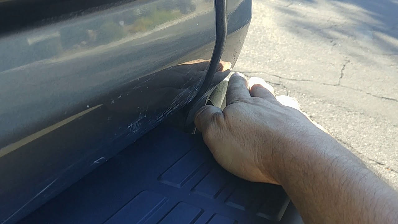 Generation 1 Toyota Tundra rear bumper step pad