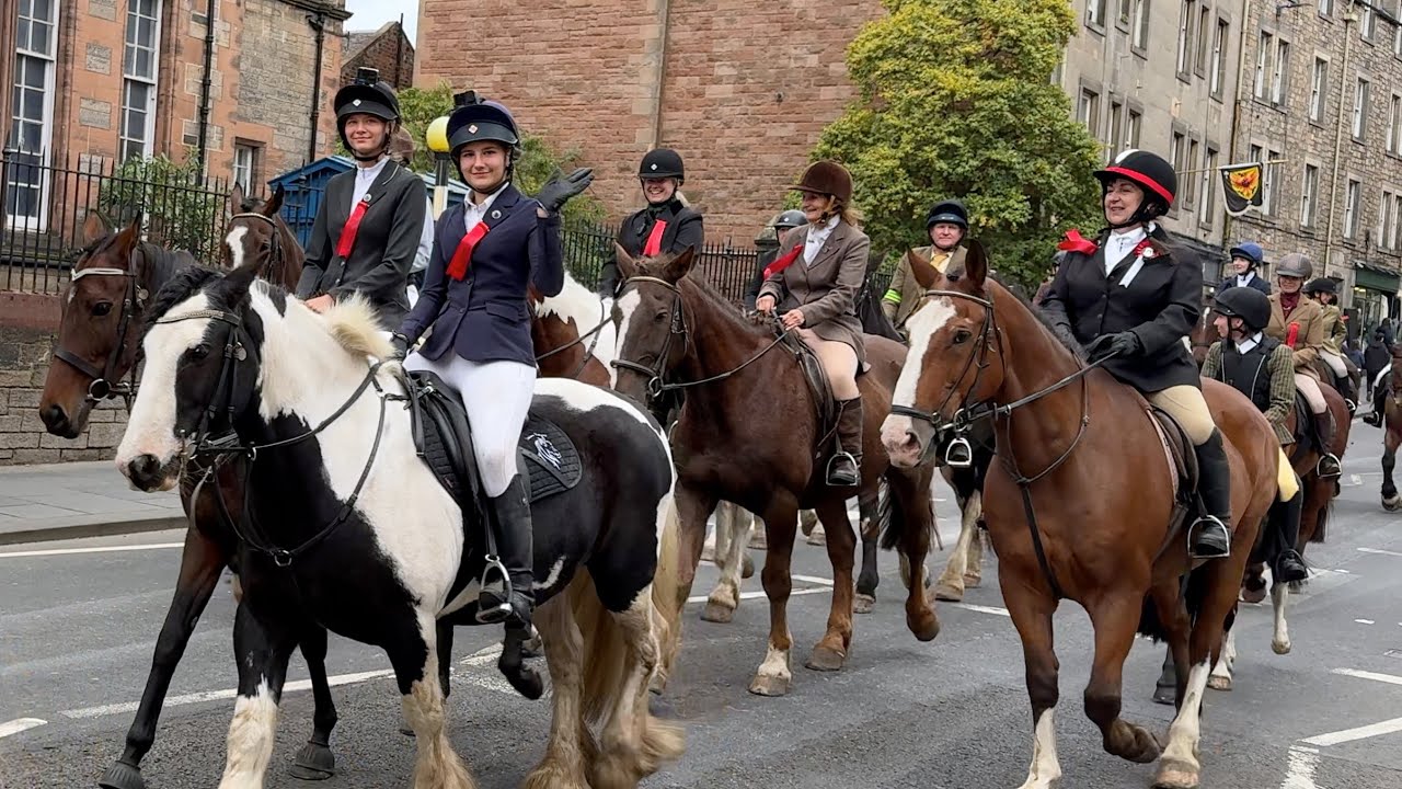 300 Horses Ride Past Edinburgh City Centre