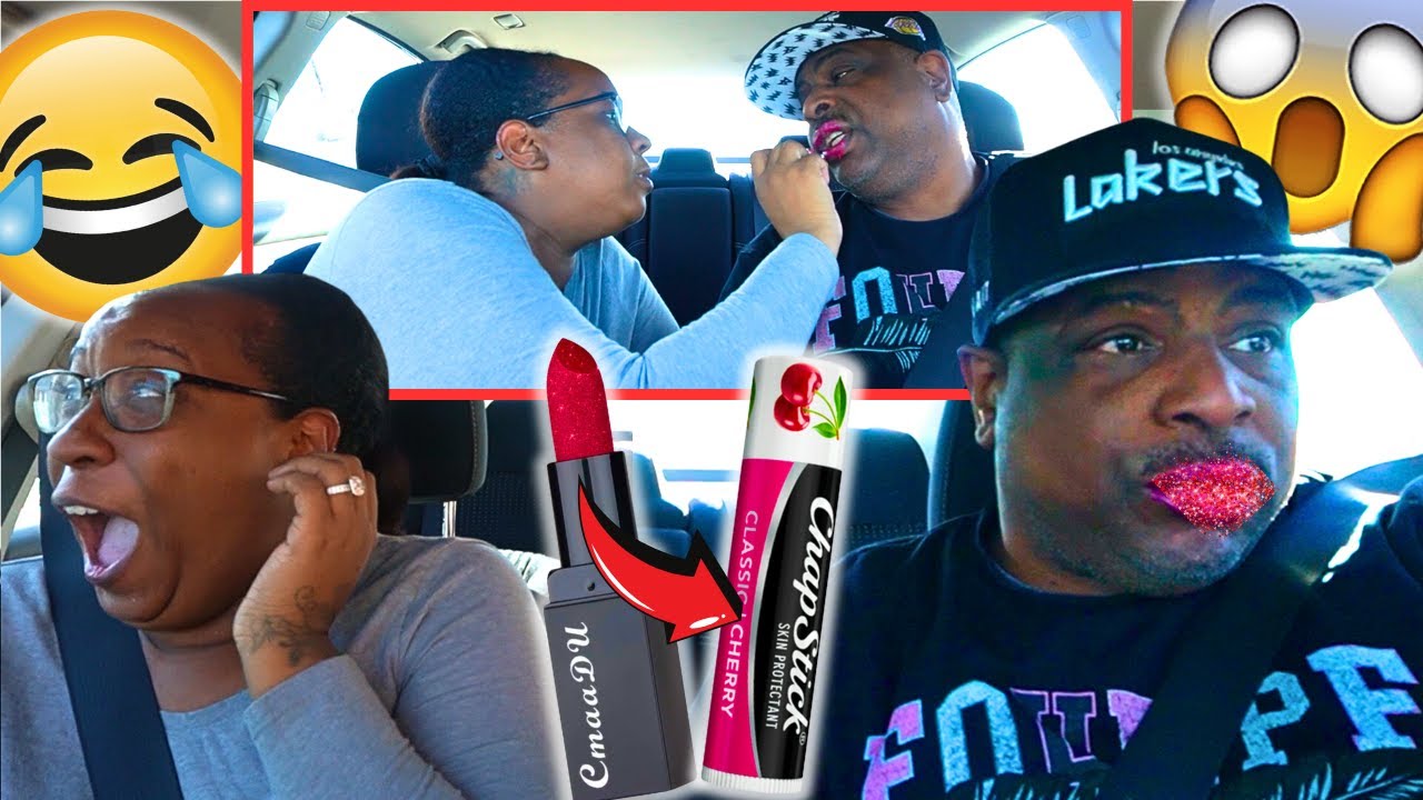 Putting GLITTER LIPSTICK In His CHAPSTICK BOTTLE PRANK! *HILARIOUS REACTION*