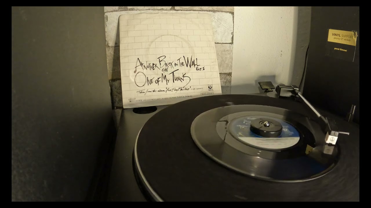 Pink Floyd - Another Brick In The Wall [1979] ( 7