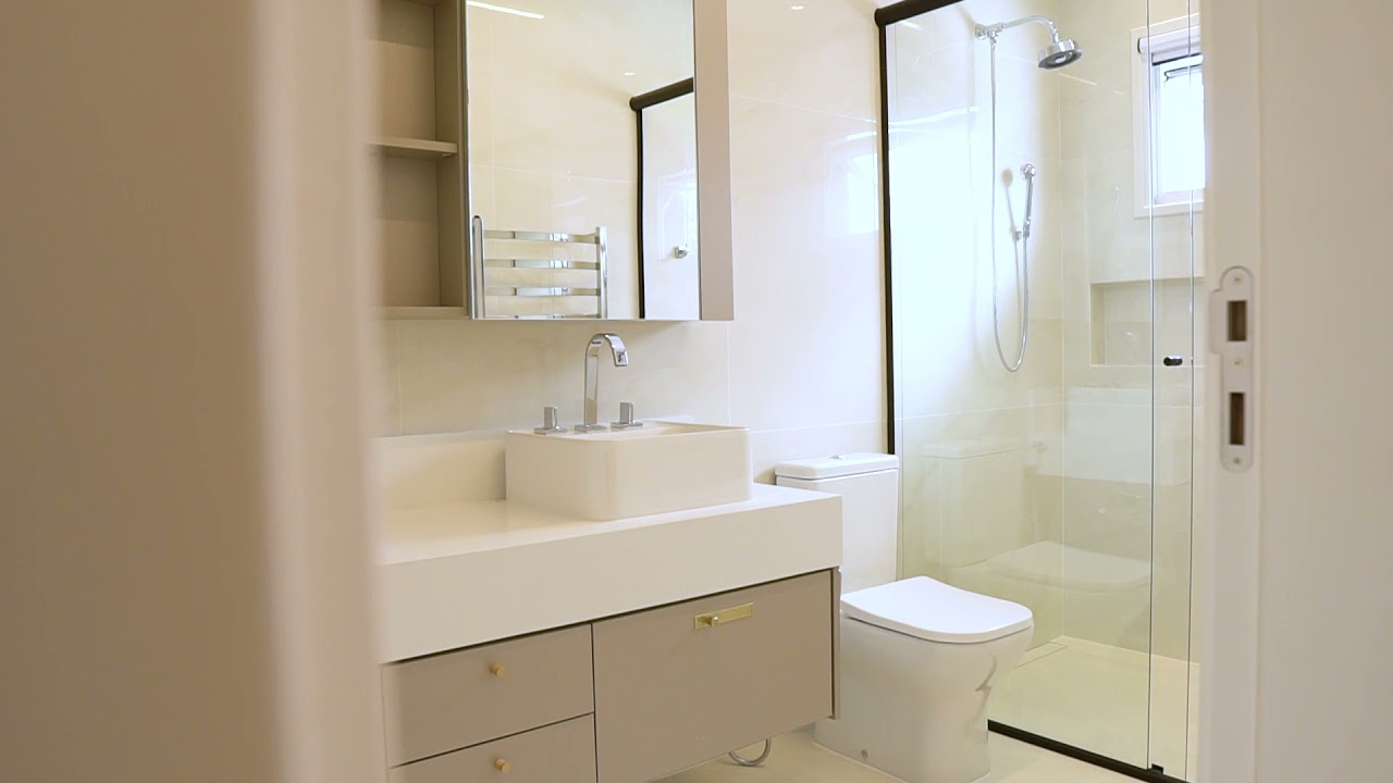 &Aacute;REA &Iacute;NTIMA, quartos finamente decorados