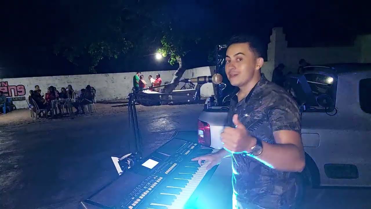 GILDENES ARAÚJO AS MELHORES SERESTA BREGA AO VIVO NO BAR RECANTO DO CAJUEIRO EM LAGOA DO CARNEIRO