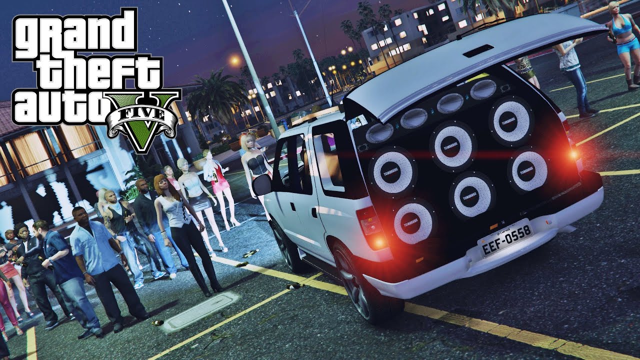 GTA V ROLE DE BLAZER FAZENDO BAILE NA RUA