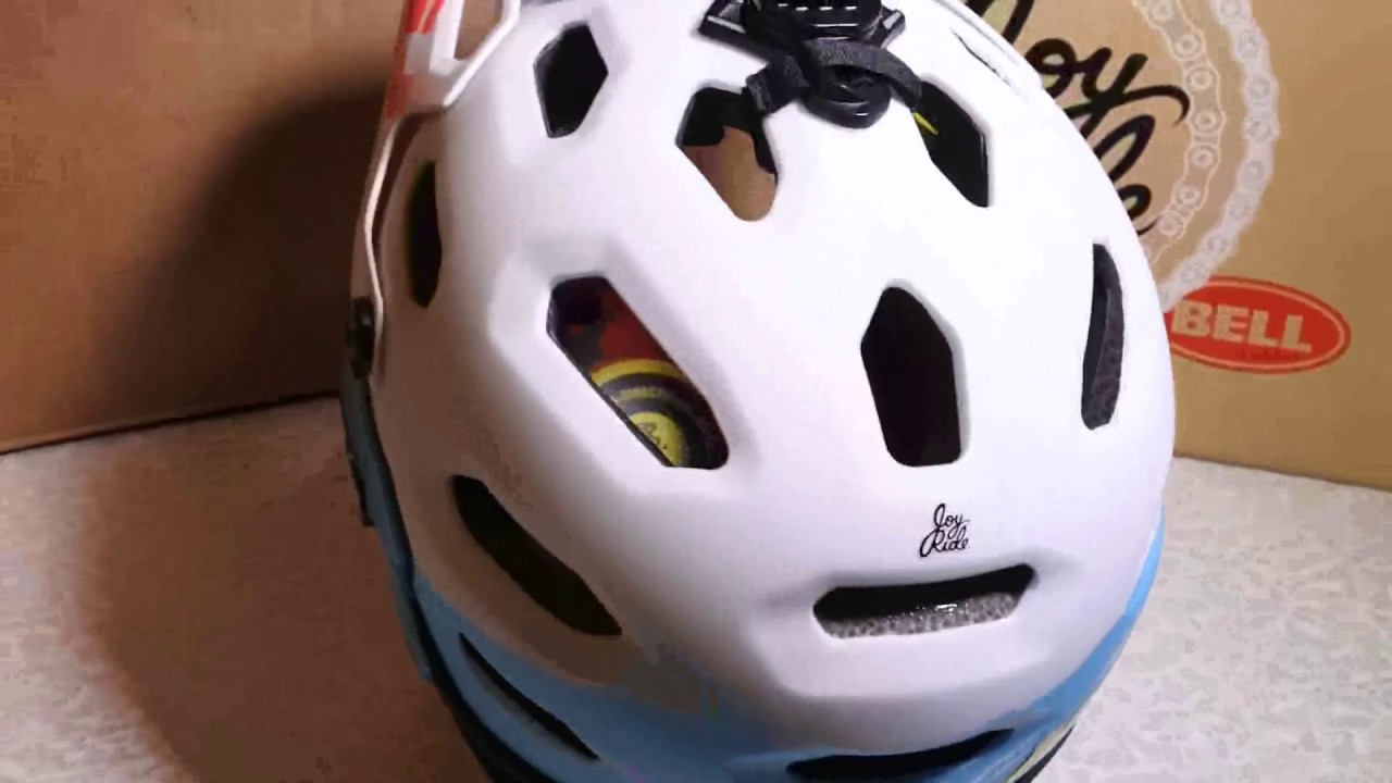 Bell Super 2R Mips Mountain Bicycle Helmet full look