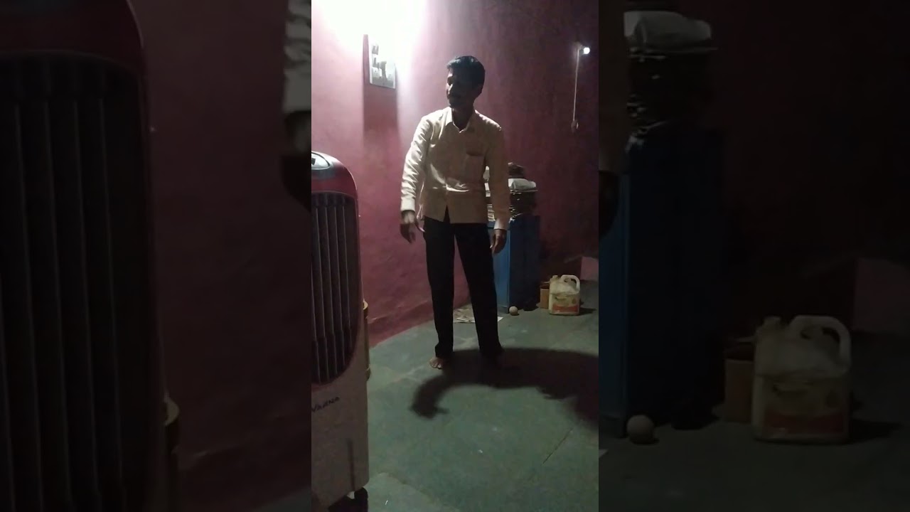 एकपात्री प्रयोगाचा थोडा प्रयत्न