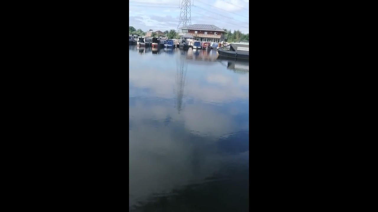 Leaving pillings lock marina