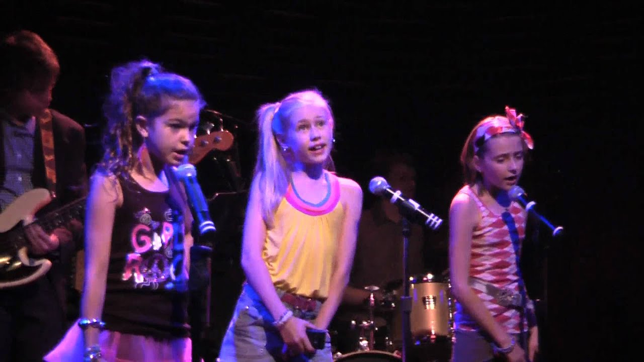 Trapper's Greatest Hits - 24 April 2010 - Danika Yarosh, Sarah Spagnola, Gianna LePera