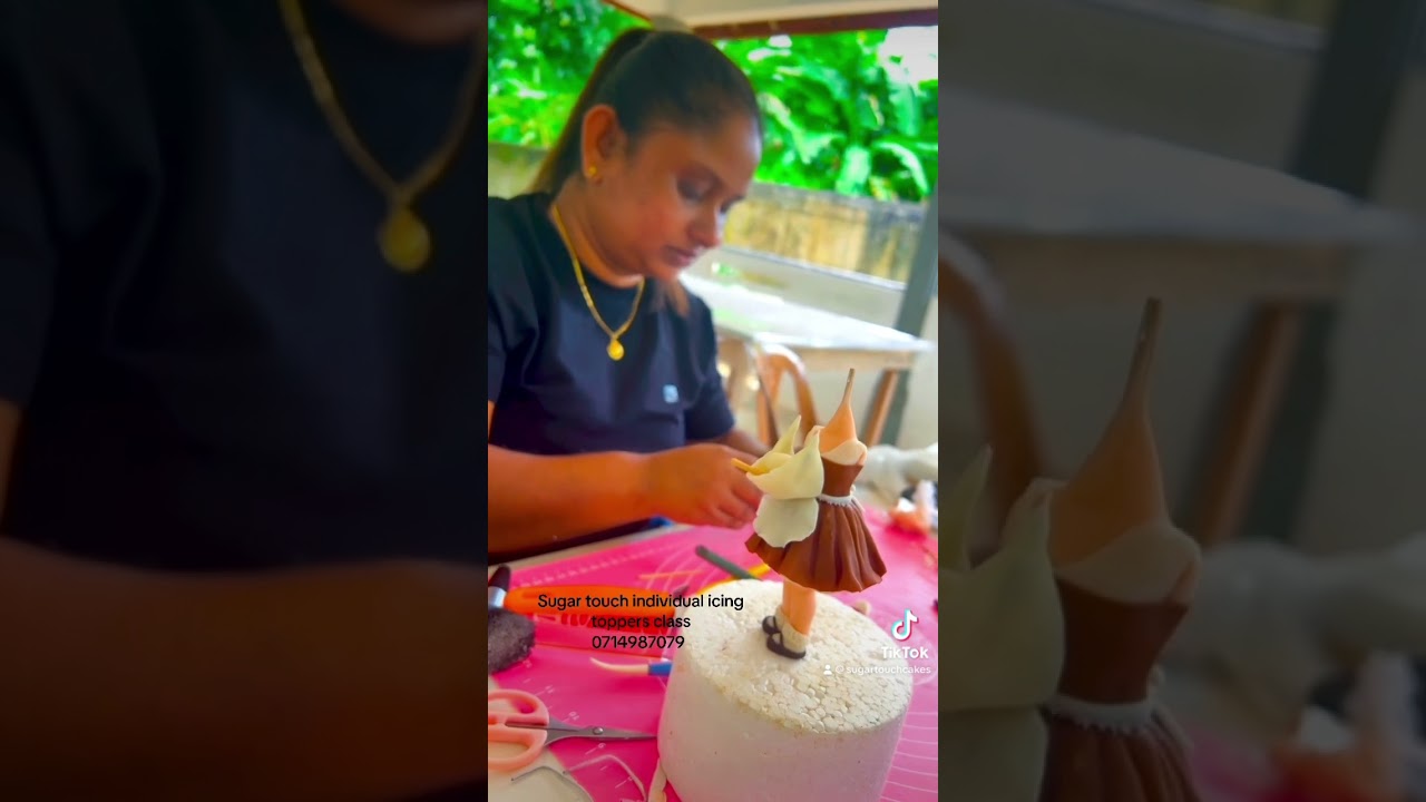 Sugar touch වැඩ කරන අපේ පන්තිය...