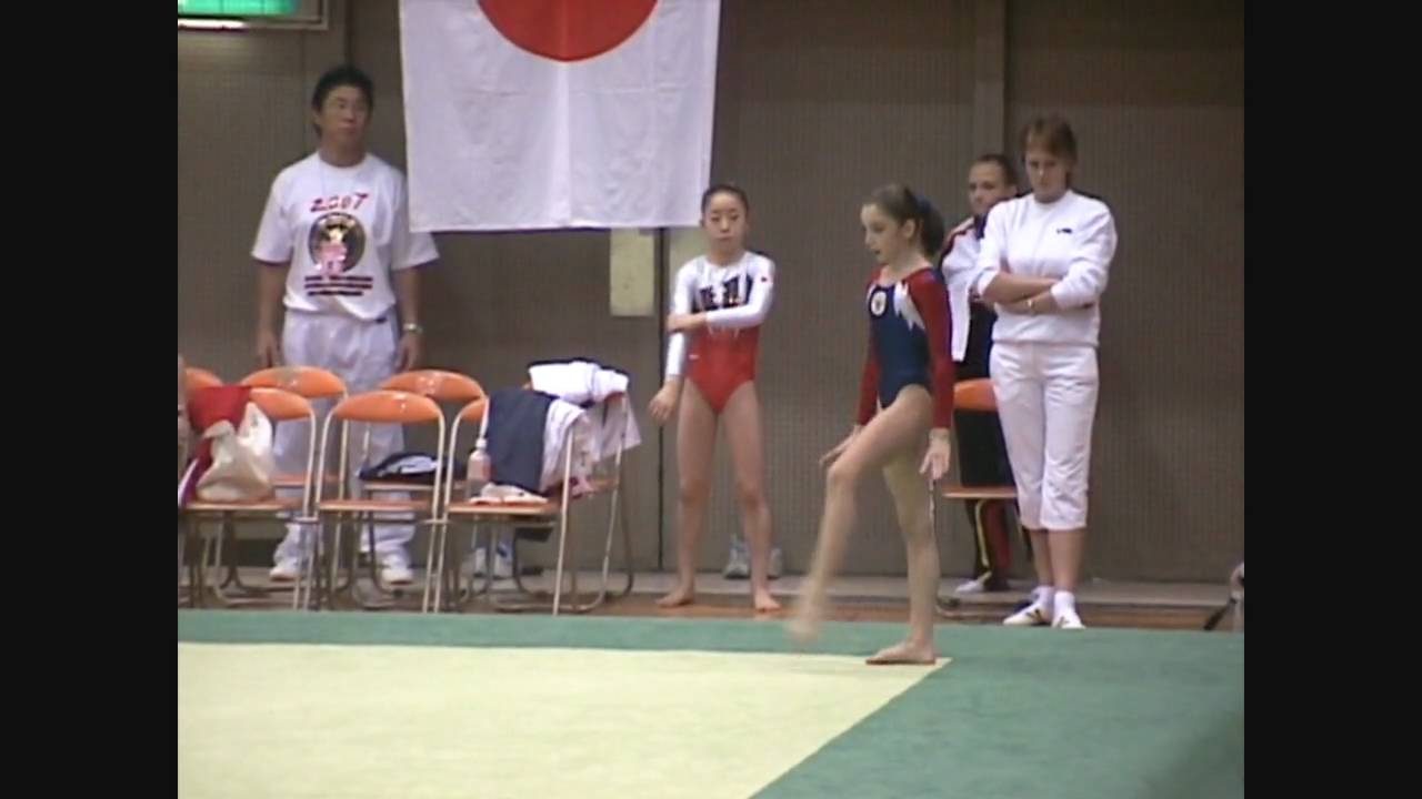 2007 International Junior Aliya Mustafina FX (AA)