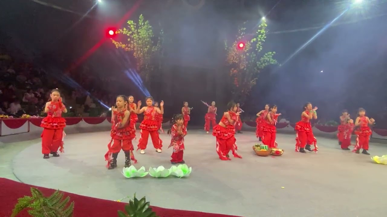 ngày 12 tháng 2, 2026