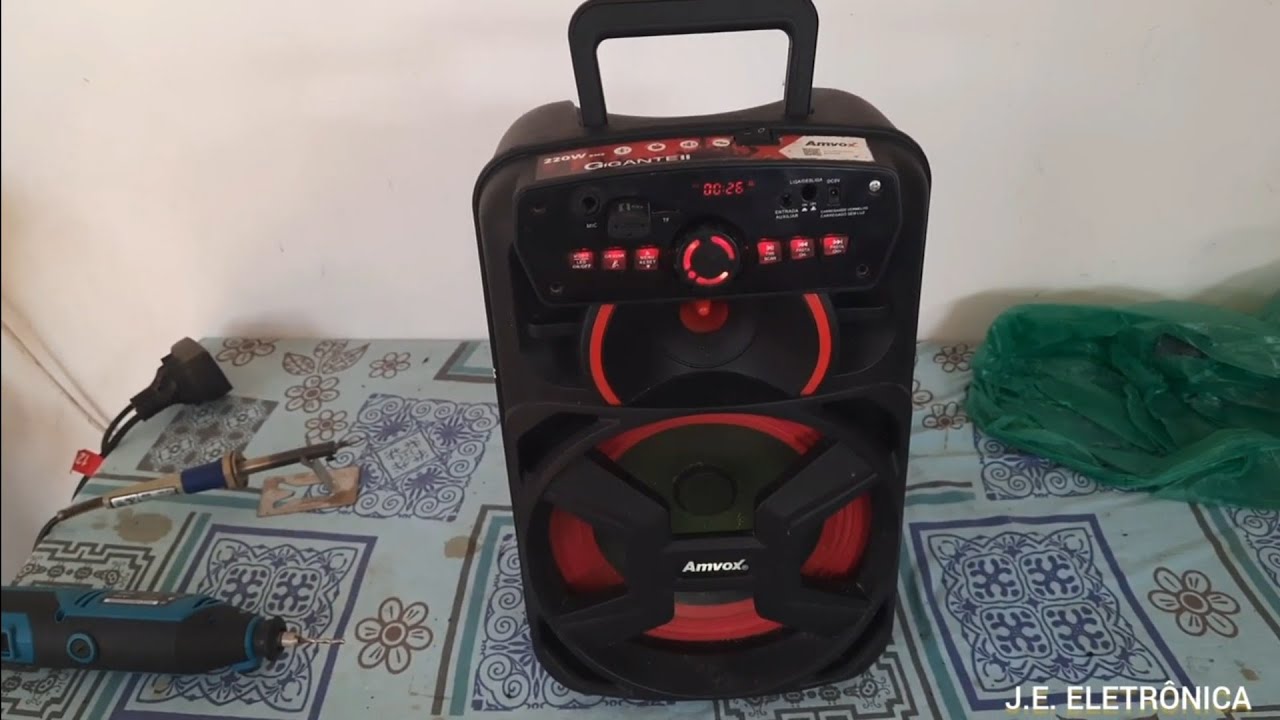 CAIXA AMPLIFICADA AMVOX ACA 221 GIGANTE II NÃO LIGA  (RESOLVIDO)
