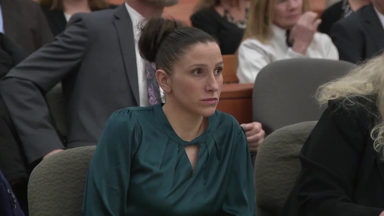 Kouri Richins jury selection begins with questioning of potential jurors in Park City courtroom