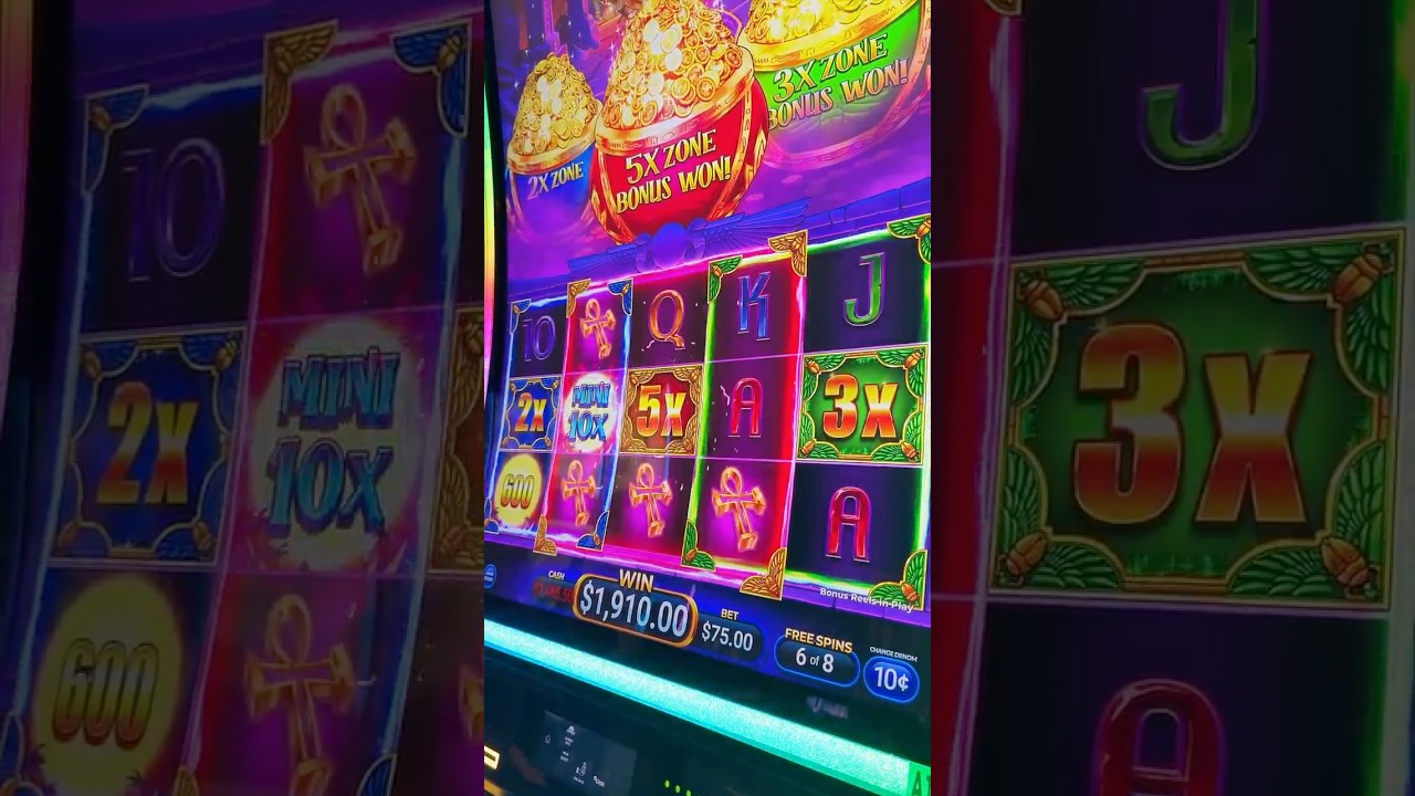 MAX BET on Mummy Moolah pays MASSIVE! #slots #casino #vegas
