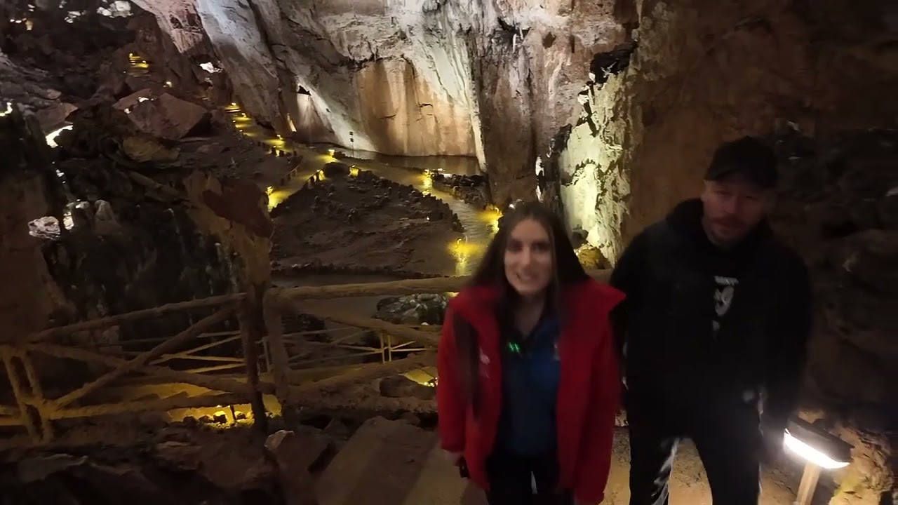 Cueva de Valporquero