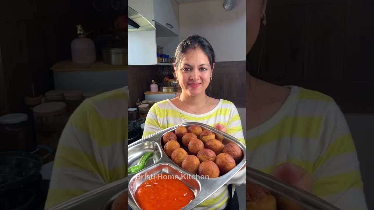 Aloo-pyaaj kachori with poha |हस्बेंड बोल रहे next time थोड़ा ज्यादा बनाना&nbsp;|🙆🏻&zwj;♀