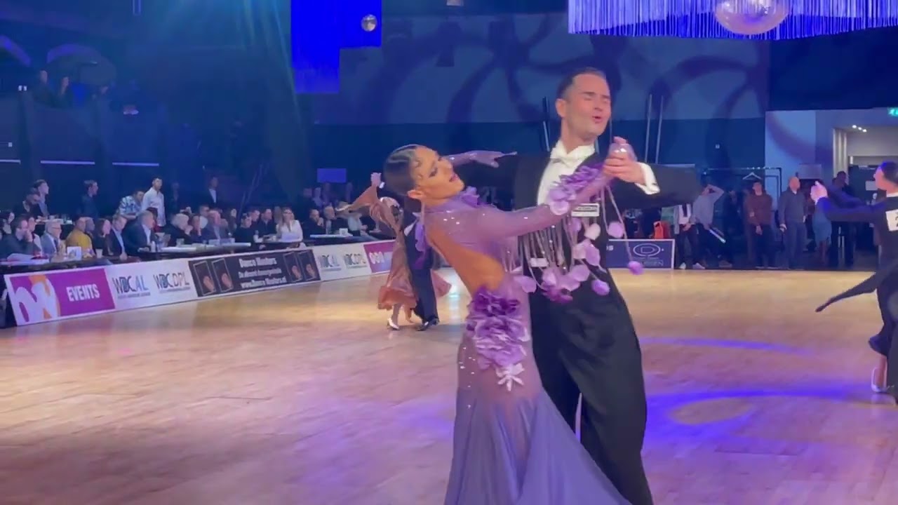 Dutch open championship ASSEN 2021 PROFESSIONAL WDC Waltz final Viktor Antonenko - Olga Kulik