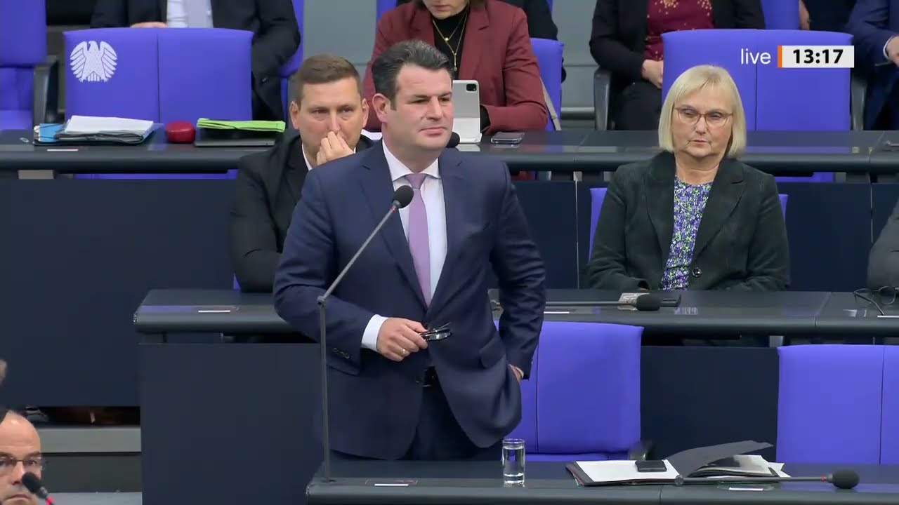 Hubertus Heil: Menschen mit Bleibeperspektive in Arbeit bringen