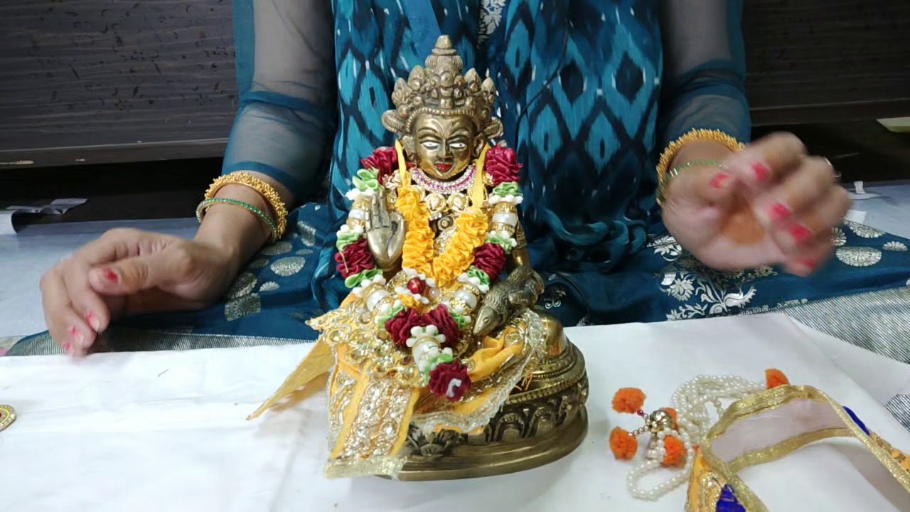 दीपावली पर मैंने इस किया अपने कुबेर जी को सिंगार