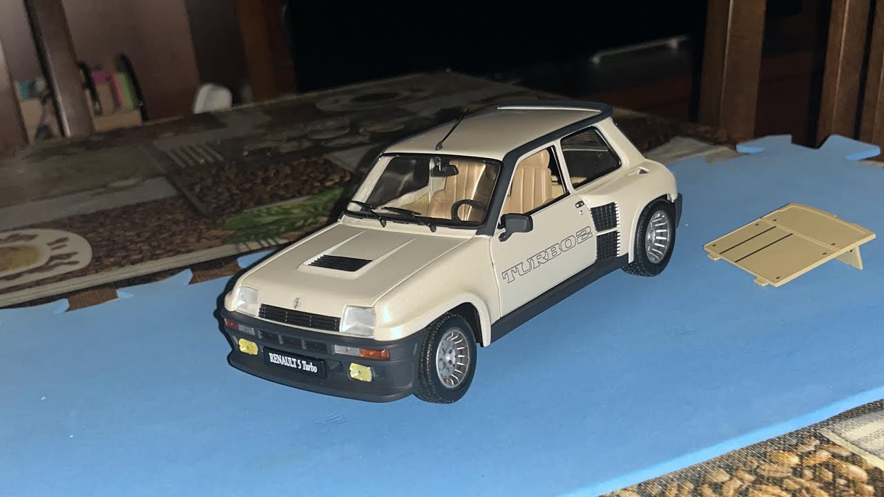 Renault 5 Turbo 2 escala 1/18 Universal Hobbyes conocido como el culo gordi colección tío Kike 👀🇪🇸🇪🇸