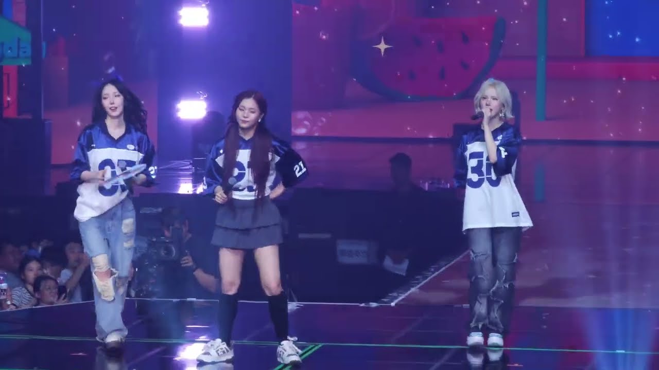 250705 VIVIZ - LOVEADE (Cut Ver.) | 2025 VIVIZ WORLD TOUR 